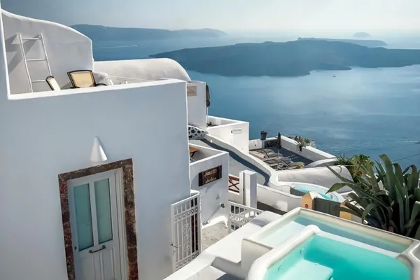 Ξενοδοχειακός χώρος με θέα στη θάλασσα